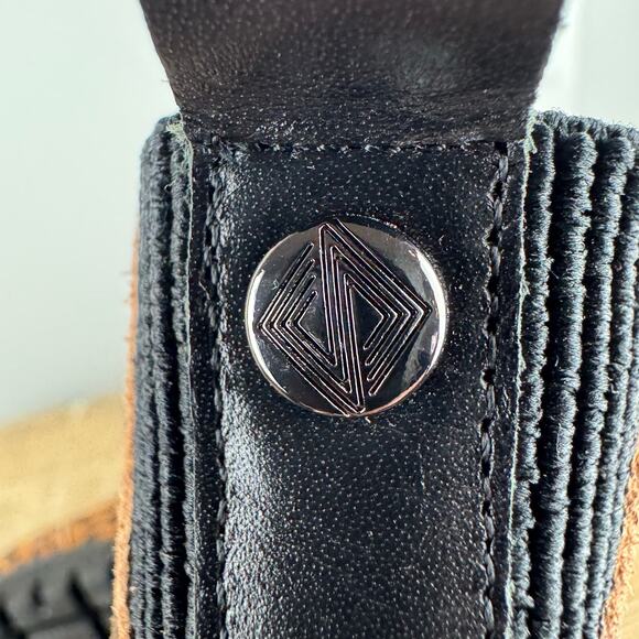 DONALD J PLINER LACE UP LEATHER COMBAT BOOTS IN LEOPARD NWOB WOMEN'S‎ SIZE 7M - Picture 10 of 14